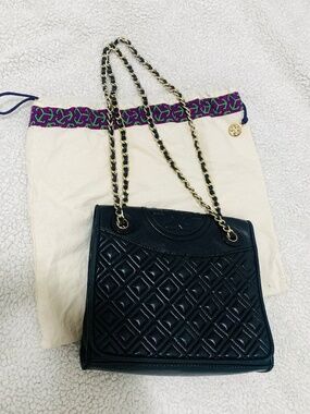Tory Burch Black Quilted shoulder/cross Bag